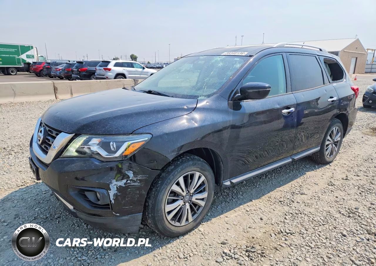 2018 Nissan Pathfinder Sv