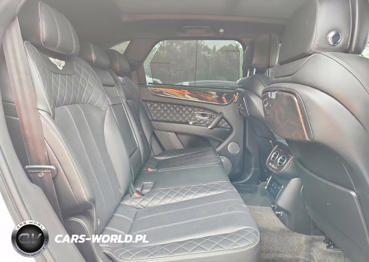 2017 Bentley Bentayga VIN:SJAAC2ZV7HC012602 - 11