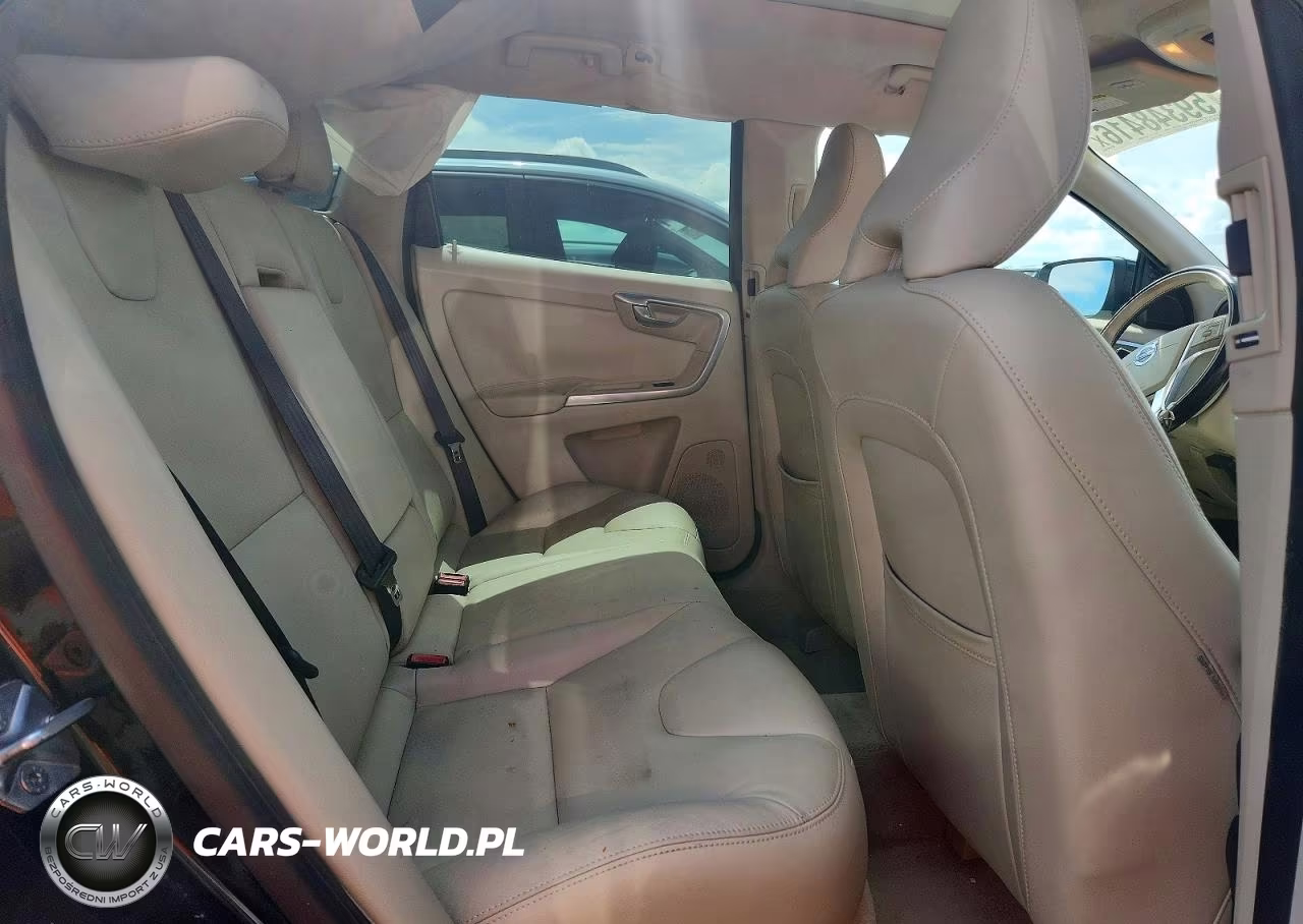 2016 Volvo Xc60 T5 Premier VIN:YV440MDK1G2787976 - 11