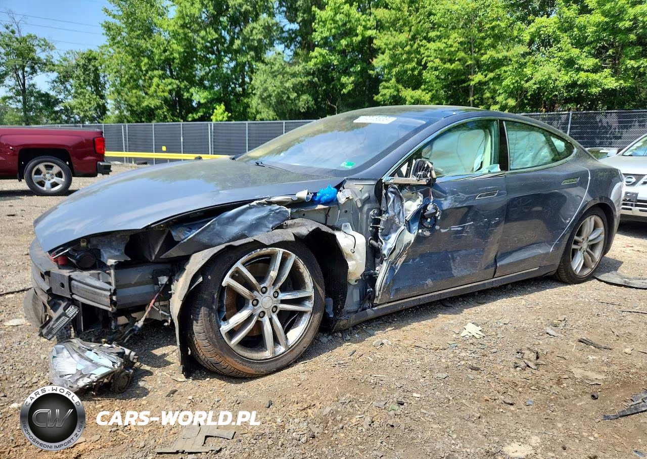 2013 Tesla Model S