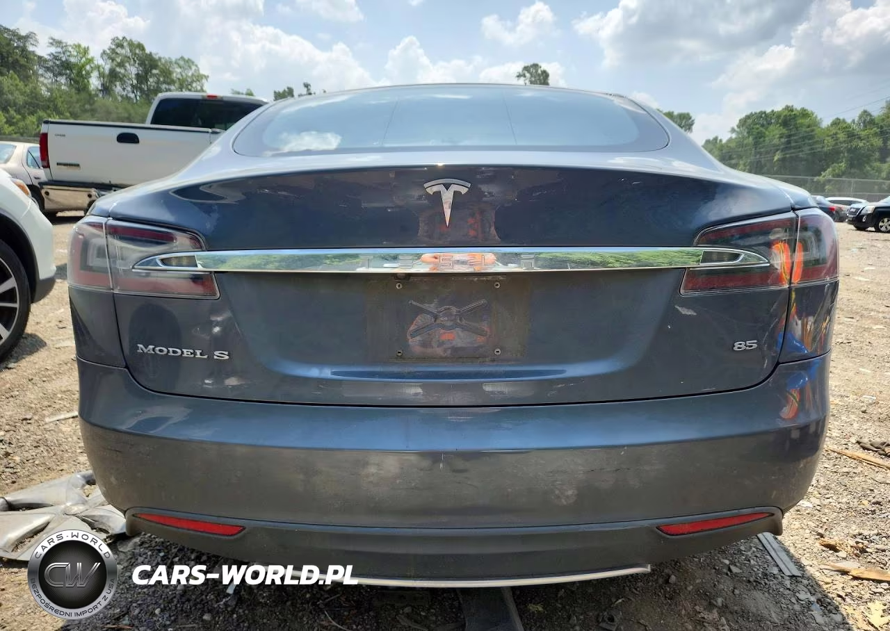 2013 Tesla Model S VIN:5YJSA1DN6DFP12652 - 6