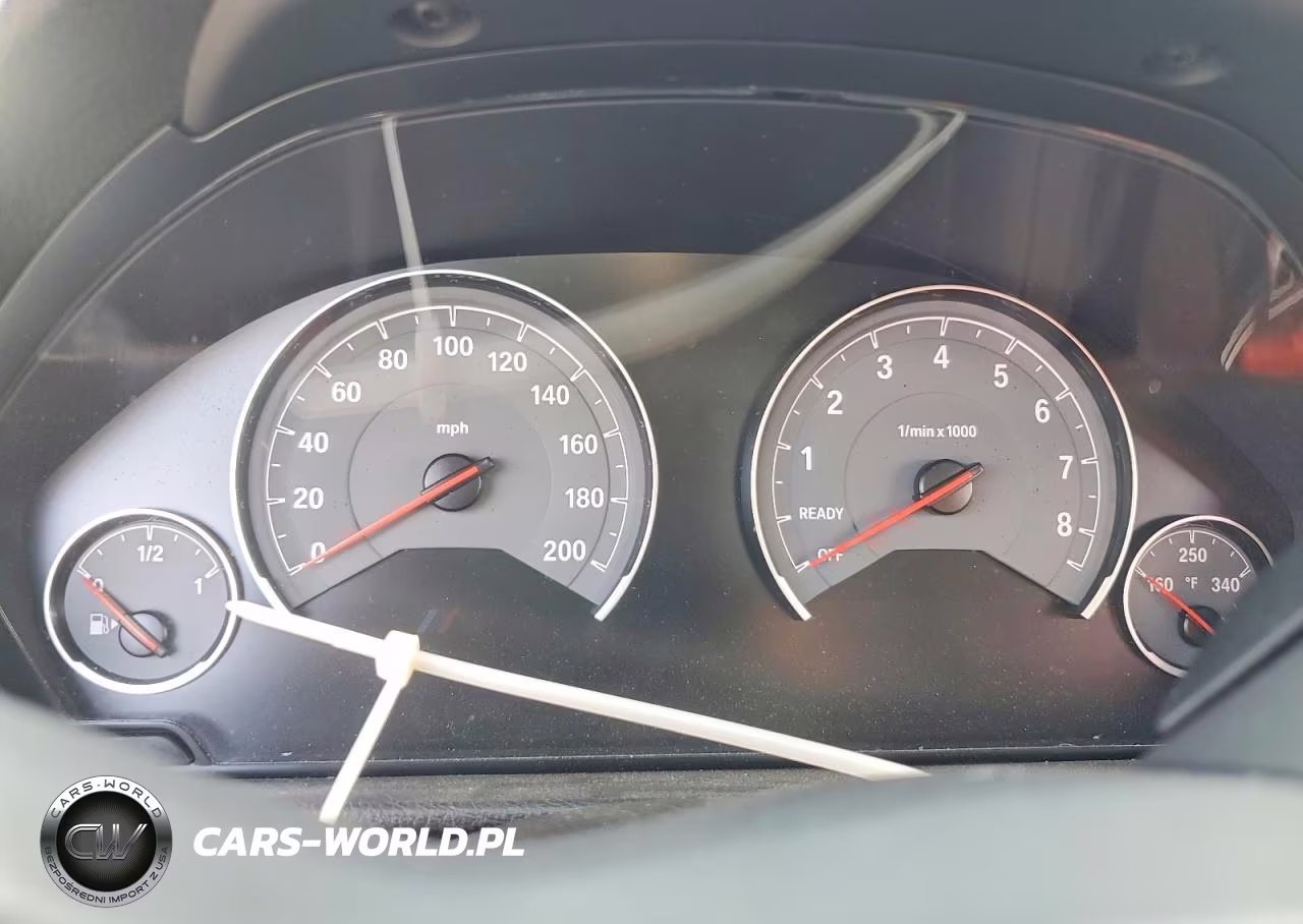 2015 BMW M4 VIN:WBS3R9C53FK332535 - 9