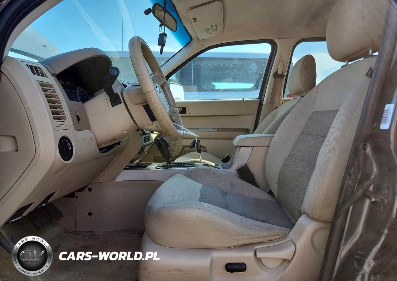 2008 Ford Escape Xlt VIN:1FMCU93118KD78219 - 7
