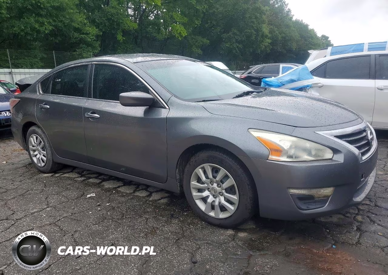 2015 Nissan Altima 2.5 S VIN:1N4AL3AP2FN335416 - 4