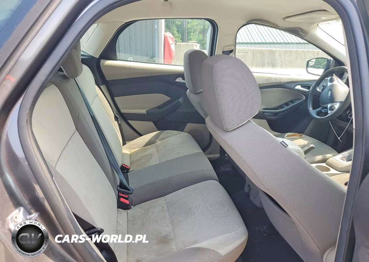 2012 Ford Focus Se VIN:1FAHP3K27CL441566 - 10