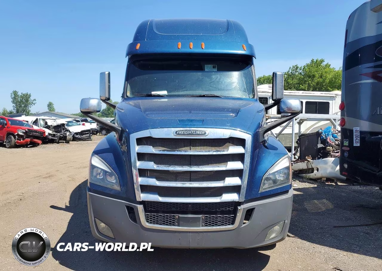 2018 Freightliner Cascadia 126 Semi Truck VIN:3AKJHHDRXJSJY3618 - 5