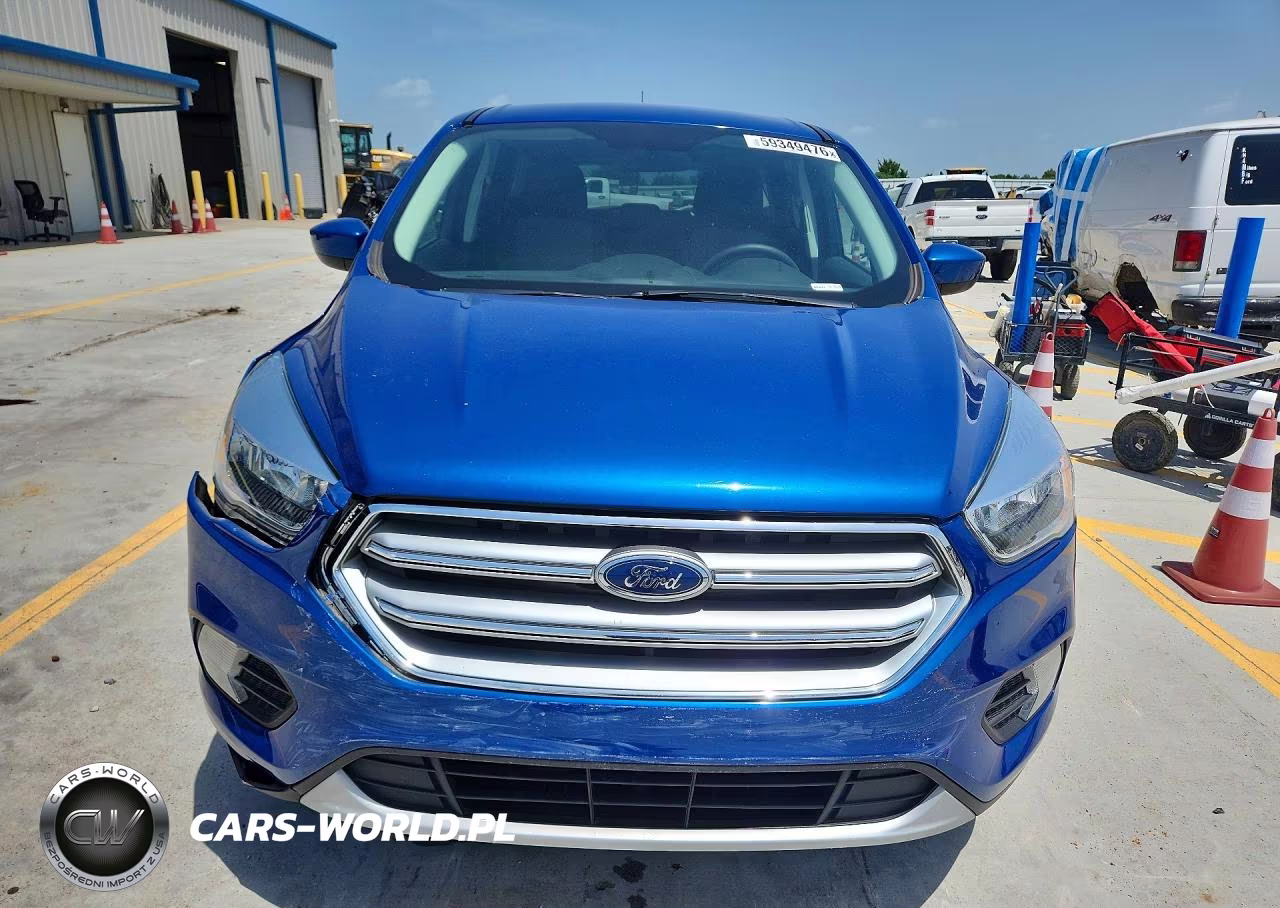 2017 Ford Escape Se VIN:1FMCU0GD6HUE05516 - 5
