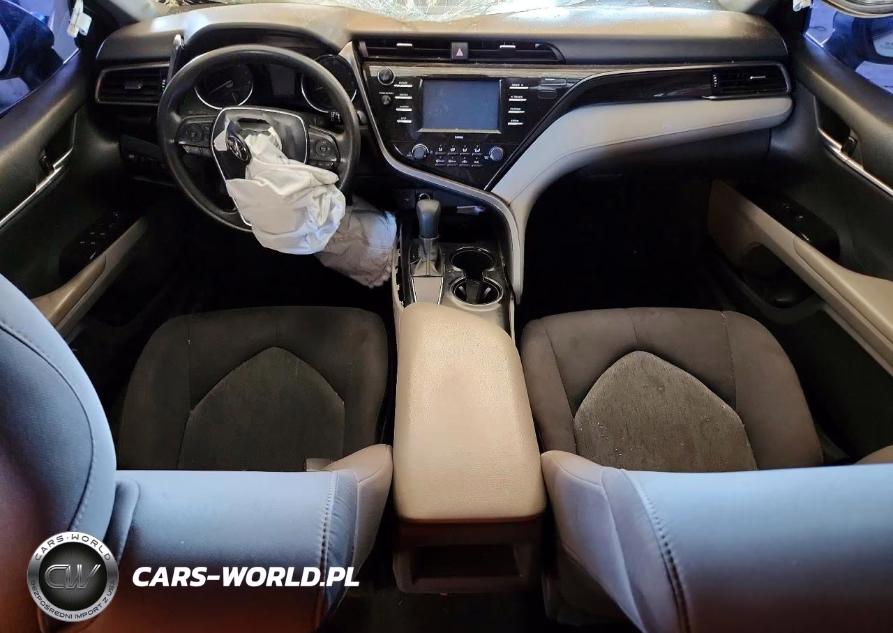 2020 Toyota Camry Le VIN:4T1C11AKXLU345741 - 8