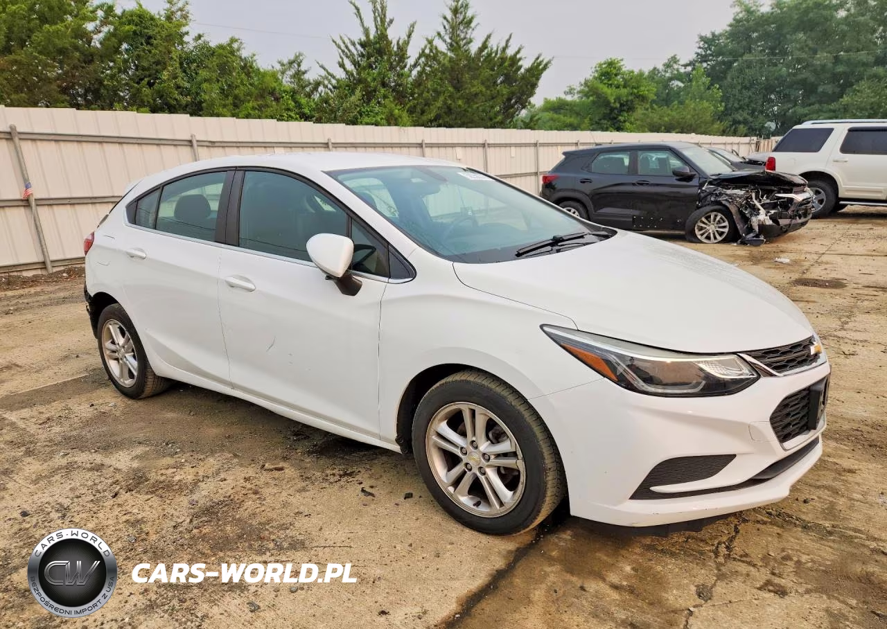 2018 Chevrolet Cruze Lt VIN:3G1BE6SM7JS636270 - 4