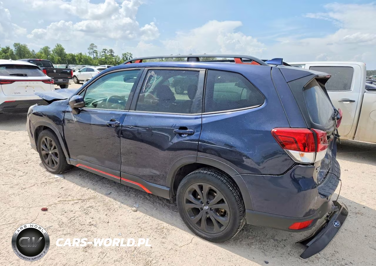 2020 Subaru Forester Sport VIN:JF2SKAMC2LH463066 - 2