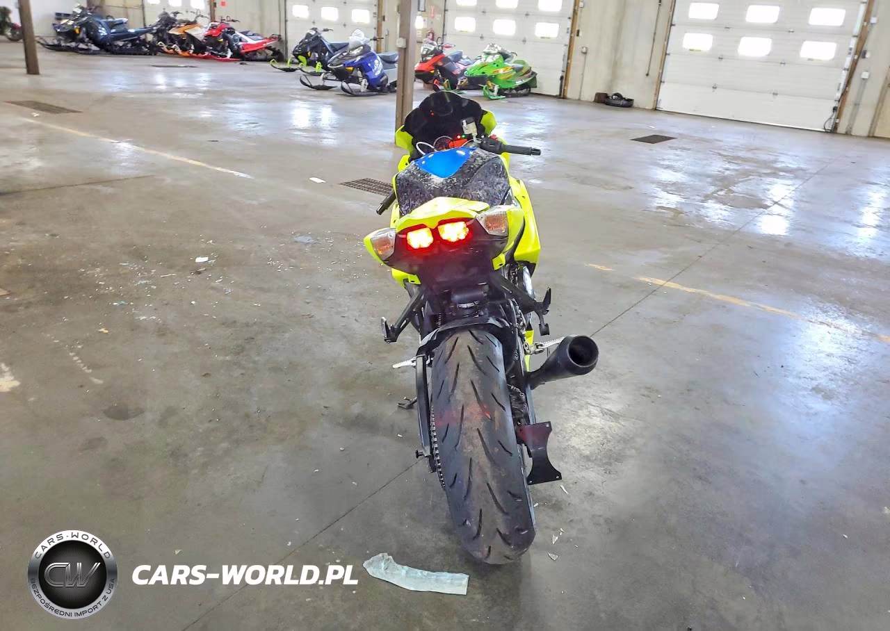 2014 Suzuki Gsx-R1000 VIN:JS1GT78A1E2101369 - 4