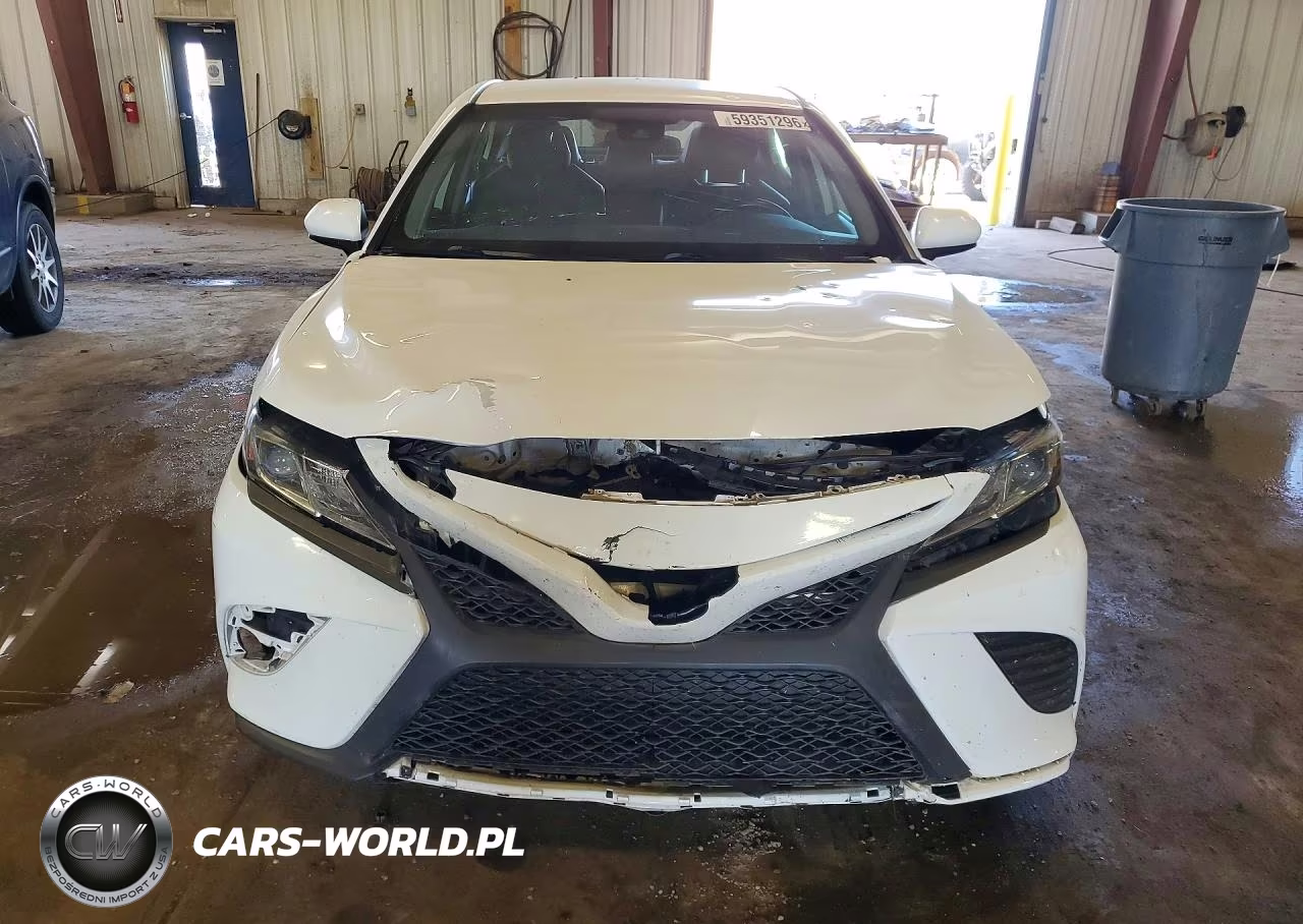 2020 Toyota Camry Se VIN:4T1G11AK6LU357872 - 5