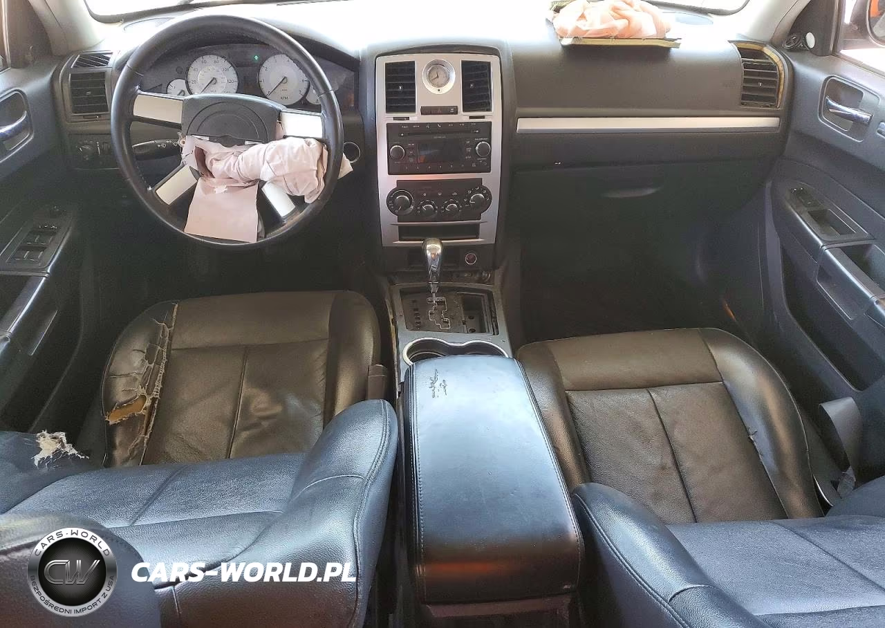 2010 Chrysler 300 Touring VIN:2C3CA5CVXAH293941 - 8