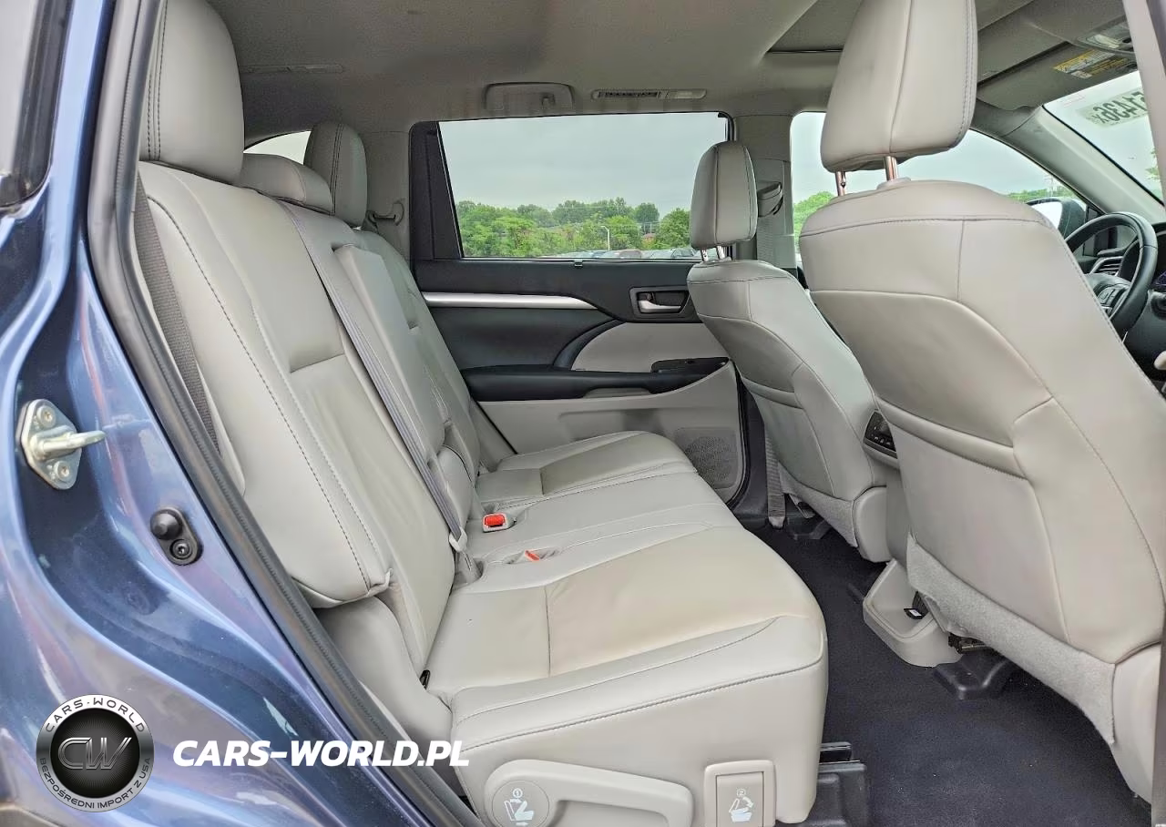2019 Toyota Highlander Xle VIN:5TDJZRFH4KS989853 - 11