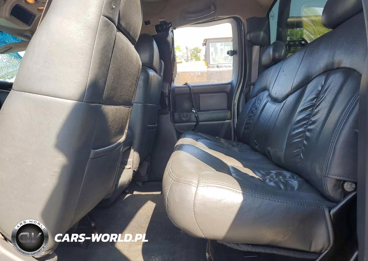 2002 Chevrolet Silverado K1500 VIN:2GCEK19T521128633 - 10