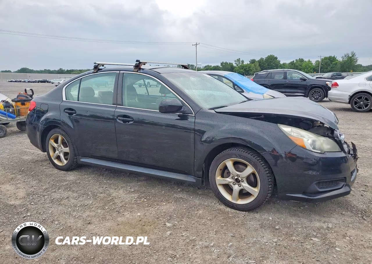 2014 Subaru Legacy 2.5I Premium VIN:4S3BMBC60E3029996 - 4