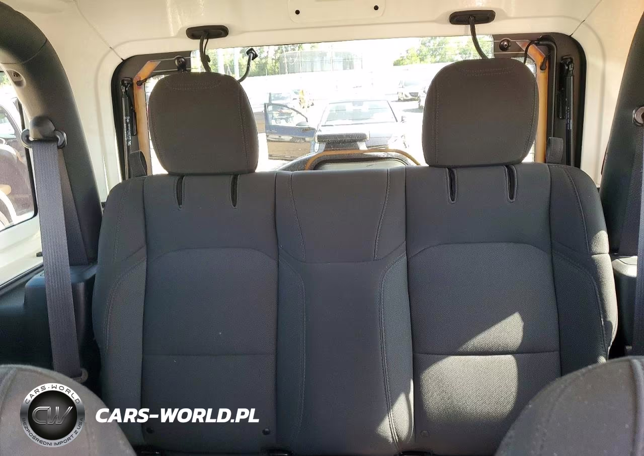 2022 Jeep Wrangler Sport VIN:1C4HJXAG6NW138800 - 10