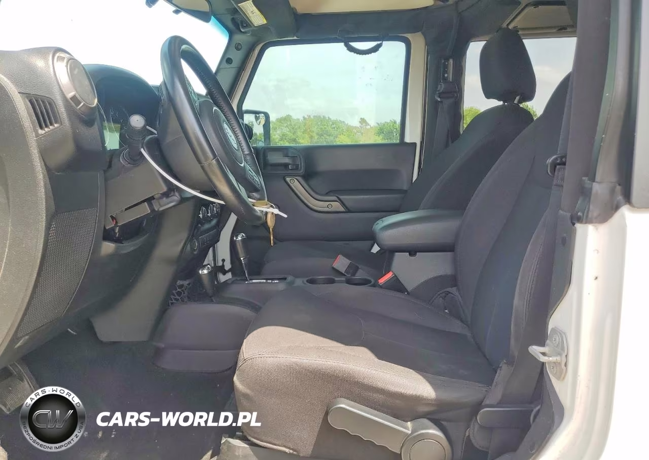 2015 Jeep Wrangler Sport VIN:1C4AJWAGXFL572054 - 7
