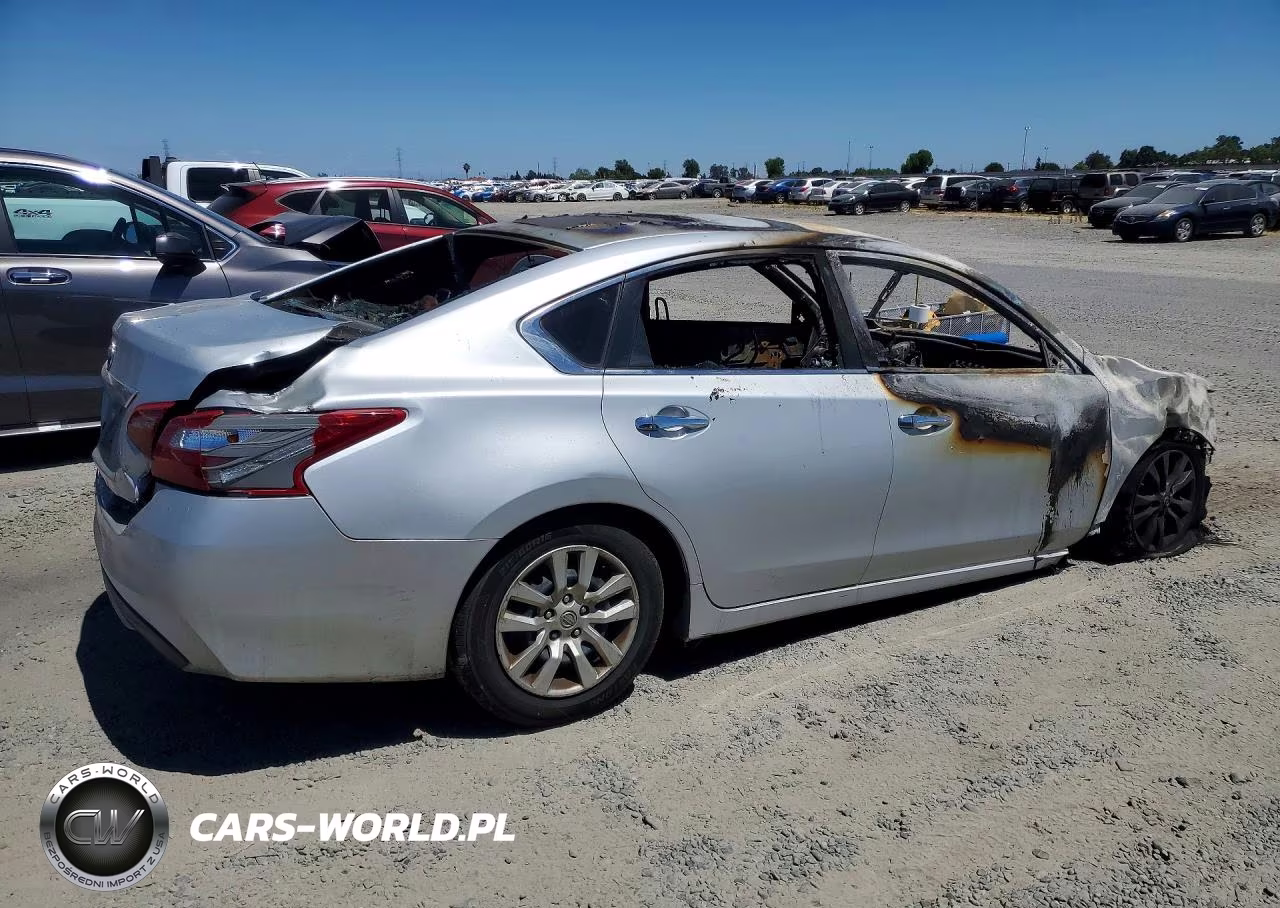 2018 Nissan Altima 2.5 S VIN:1N4AL3AP6JC102286 - 3