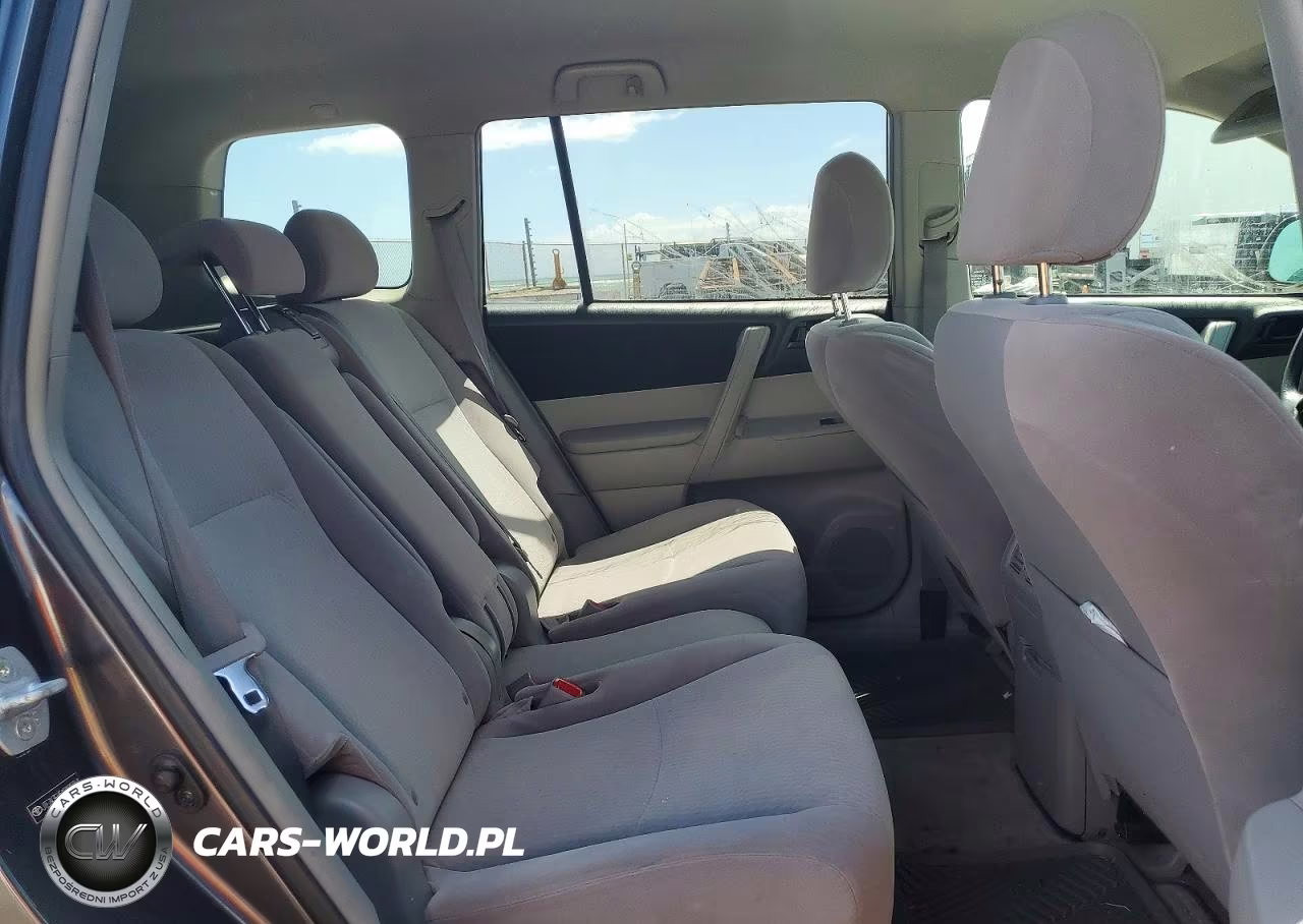 2010 Toyota Highlander Base VIN:JTEZK3EH5A2102364 - 11