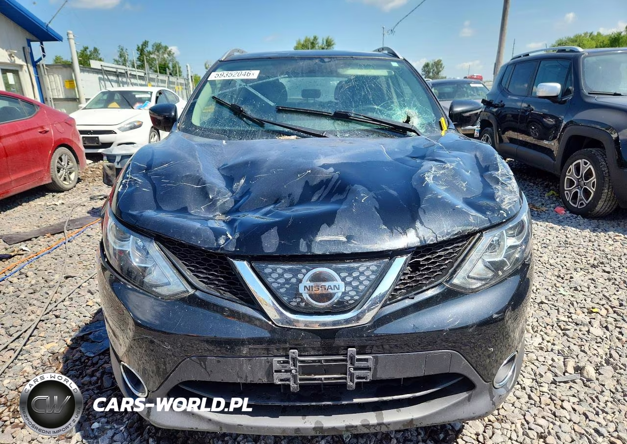 2018 Nissan Rogue Sport S VIN:JN1BJ1CR6JW284399 - 5