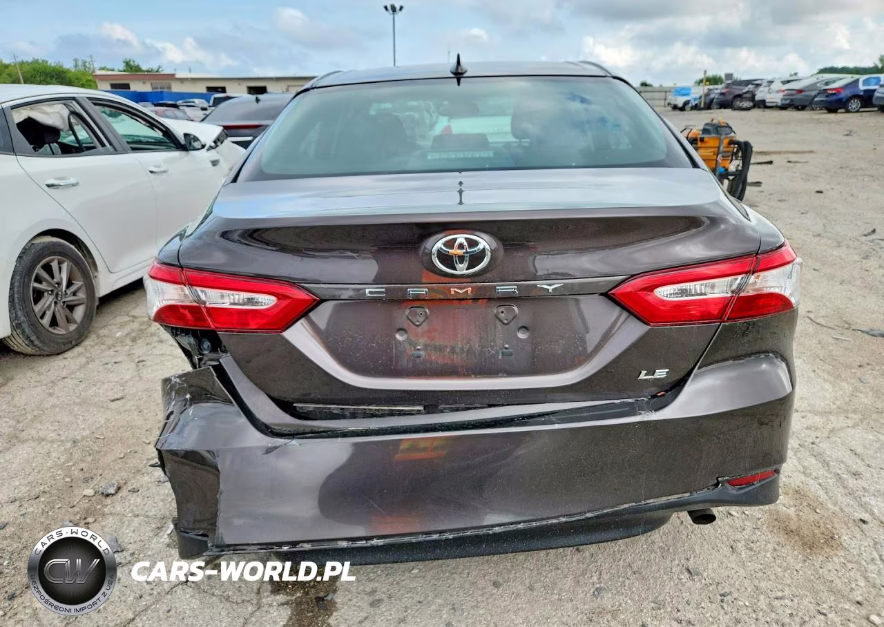 2019 Toyota Camry Le VIN:4T1B11HK3KU284541 - 6