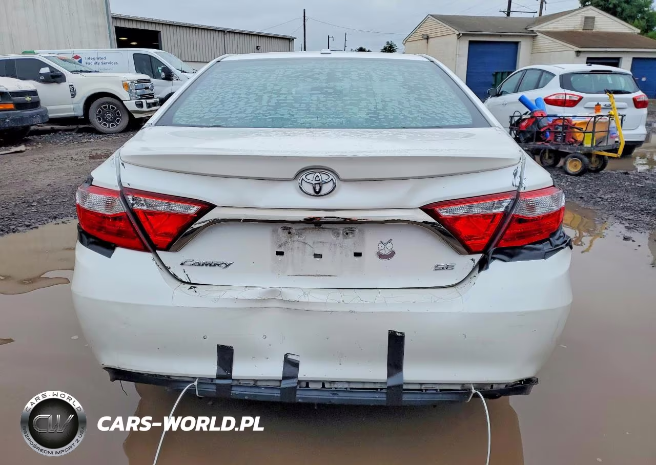 2017 Toyota Camry Se VIN:4T1BF1FK2HU364622 - 6