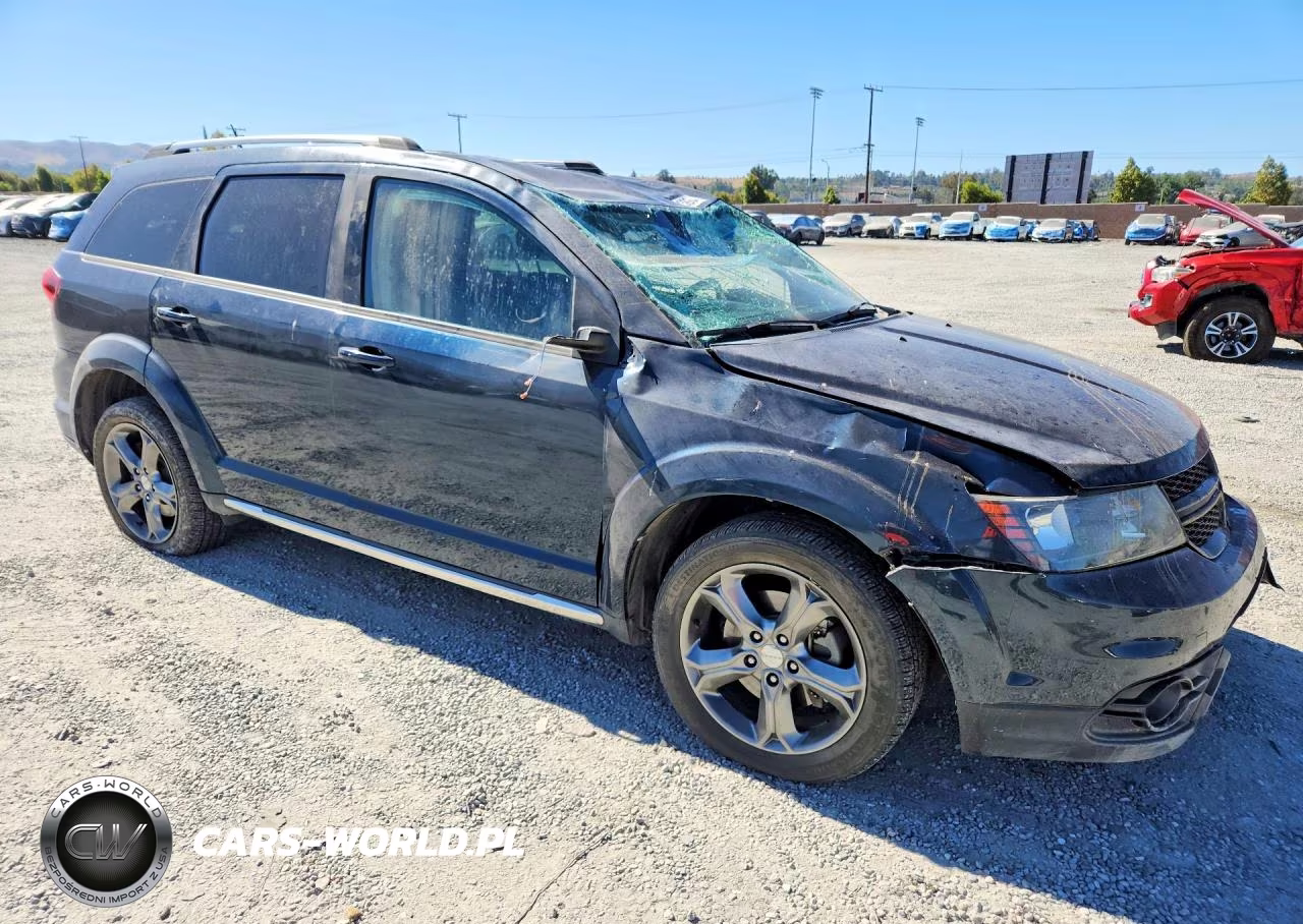 2015 Dodge Journey Crossroad VIN:3C4PDCGB2FT752841 - 4