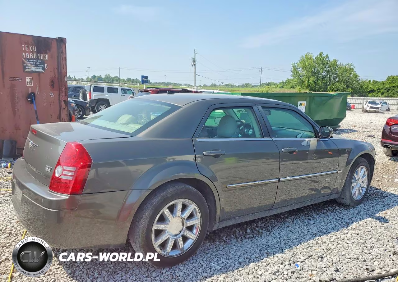 2008 Chrysler 300 Touring VIN:2C3LA53G88H223012 - 3