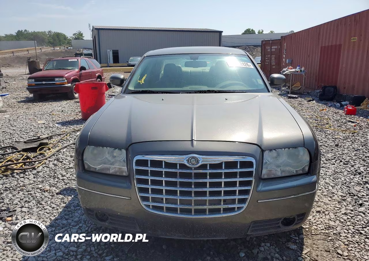 2008 Chrysler 300 Touring VIN:2C3LA53G88H223012 - 5