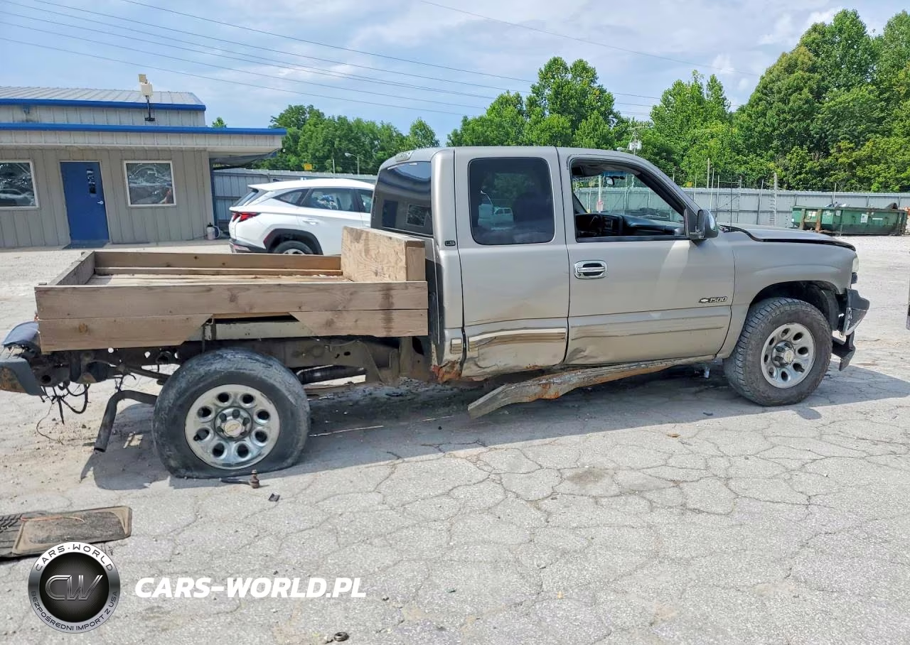 2002 Chevrolet Silverado K1500 VIN:2GCEK19T921181142 - 3