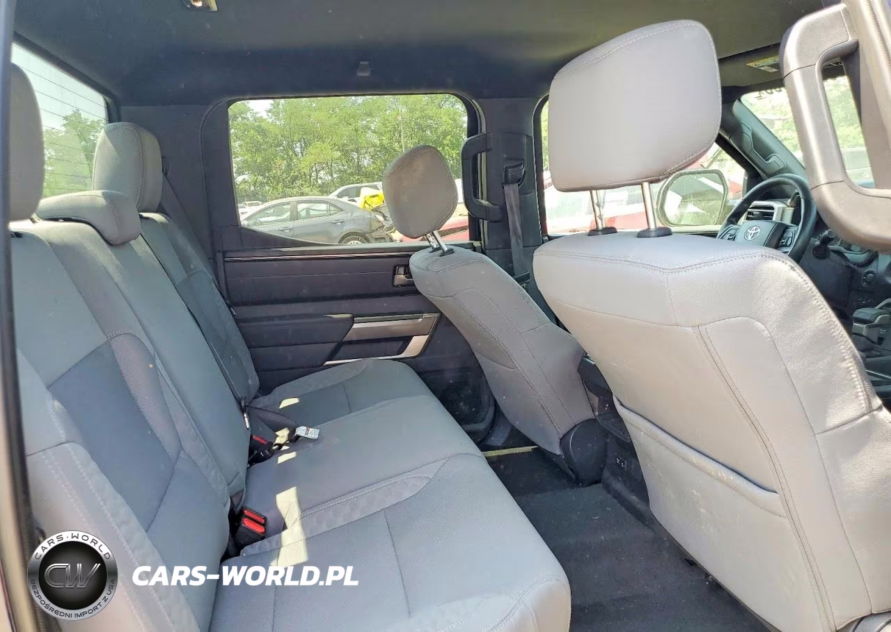 2025 Toyota Tundra Sr5 VIN:5TFLA5DB9SX318096 - 10
