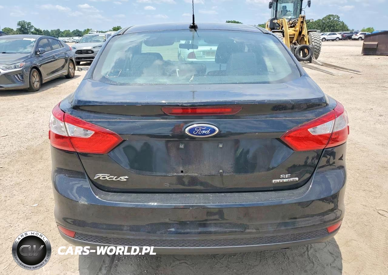 2014 Ford Focus Se VIN:1FADP3F23EL163762 - 6