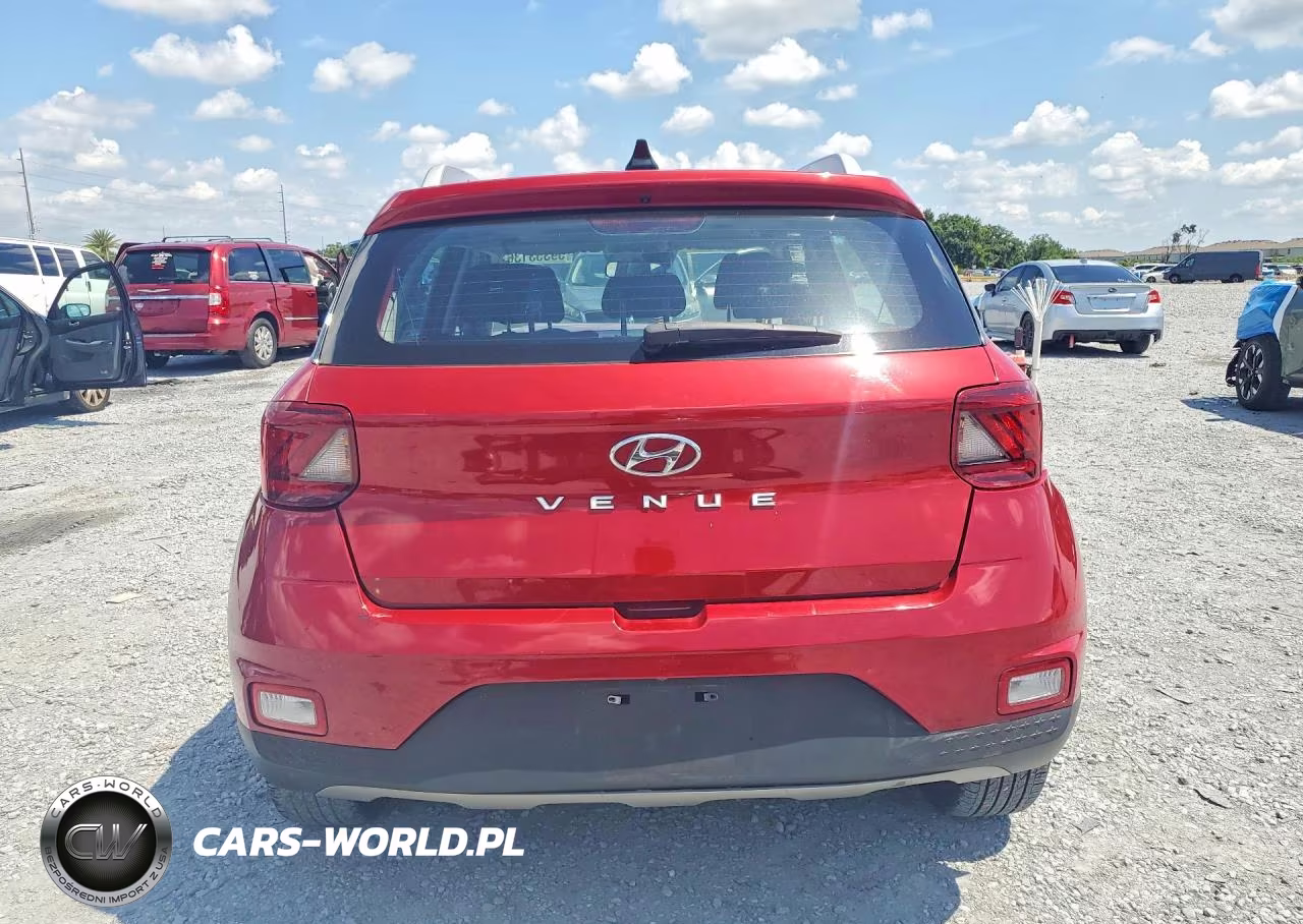 2021 Hyundai Venue Sel VIN:KMHRC8A36MU084759 - 6