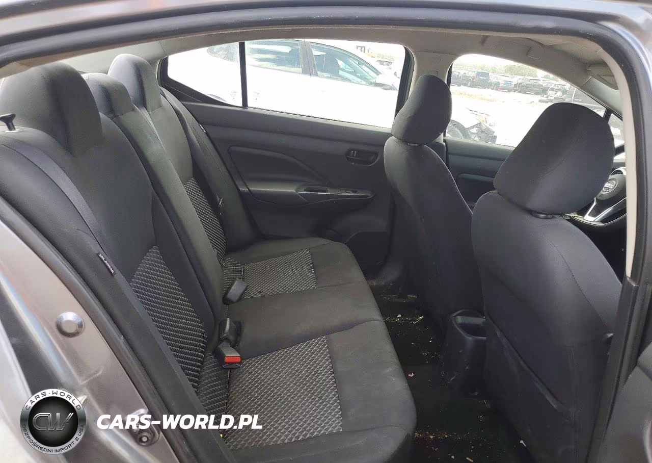 2020 Nissan Versa VIN:3N1CN8DV0LL811990 - 10