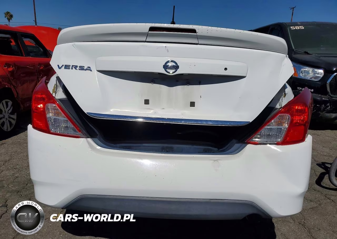 2017 Nissan Versa 1.6 S Plus VIN:3N1CN7AP0HL852532 - 6