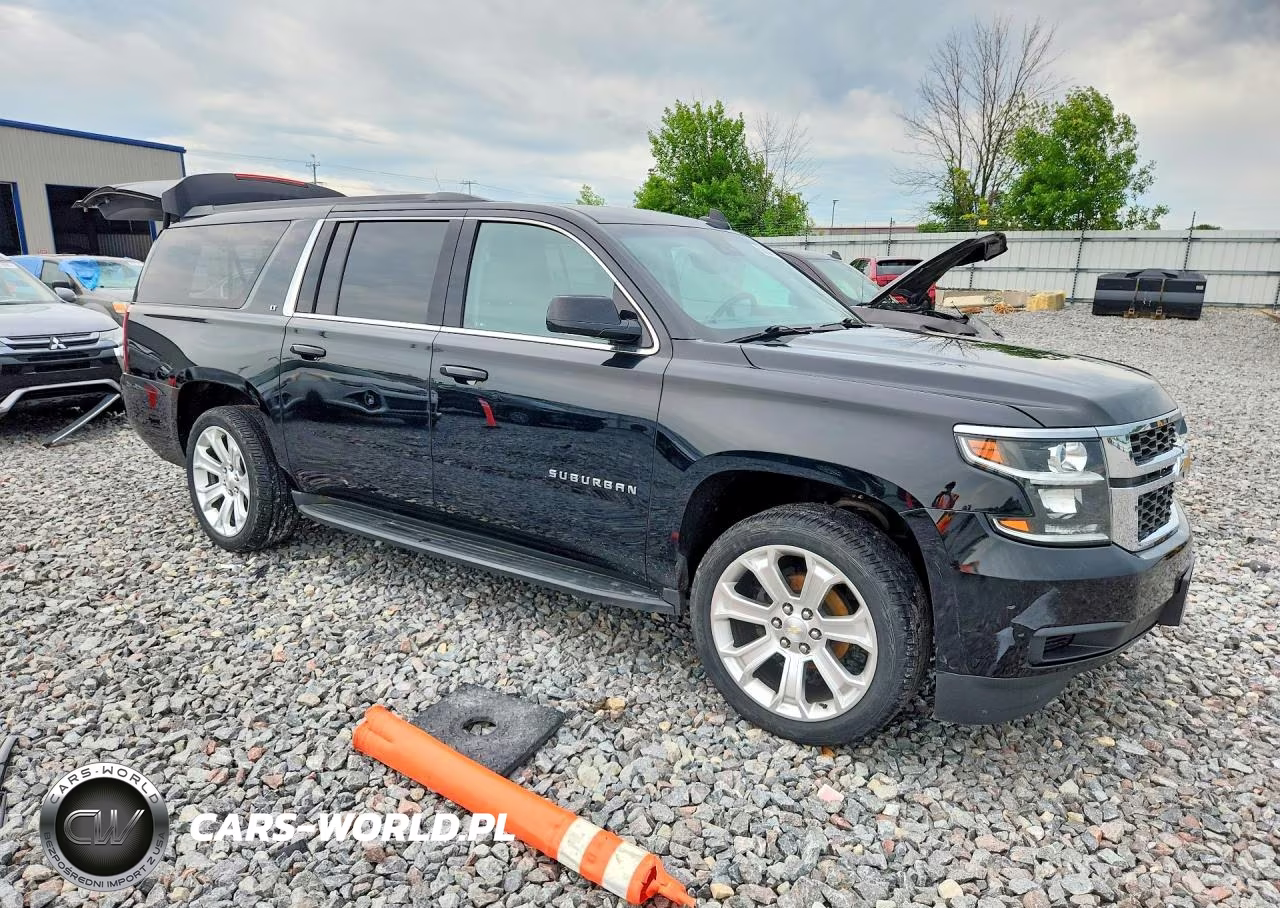 2018 Chevrolet Suburban K1500 Lt VIN:1GNSKHKC2JR329926 - 4