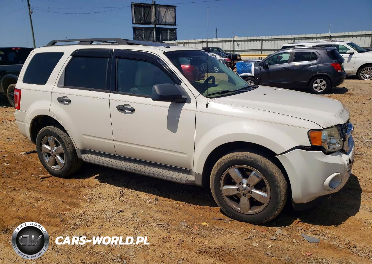 2009 Ford Escape Xlt VIN:1FMCU93GX9KA79818 - 4
