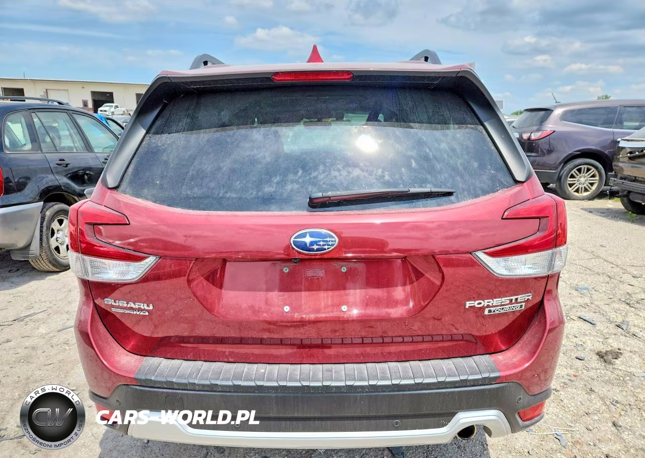 2020 Subaru Forester Touring VIN:JF2SKAXC1LH596106 - 6