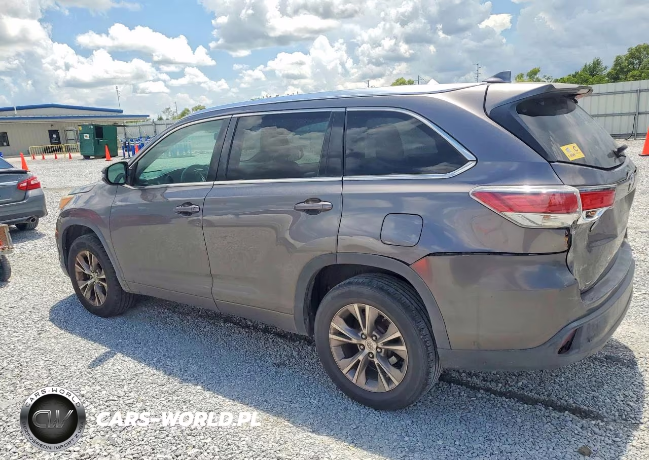 2015 Toyota Highlander Xle VIN:5TDKKRFH3FS092697 - 2