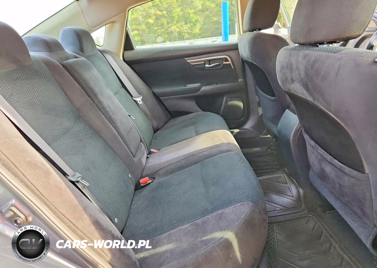 2014 Nissan Altima 2.5 S VIN:1N4AL3AP0EN372222 - 10