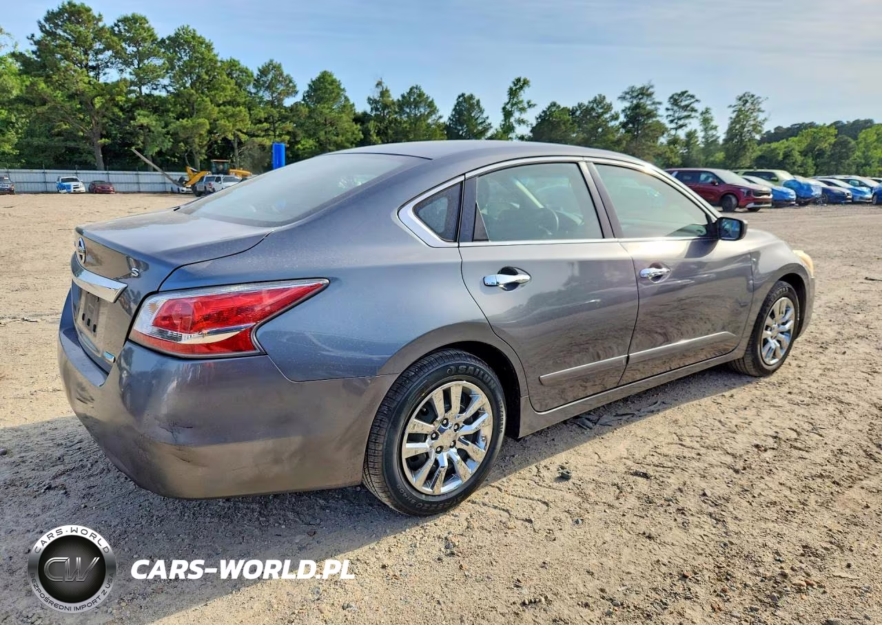 2014 Nissan Altima 2.5 S VIN:1N4AL3AP0EN372222 - 3