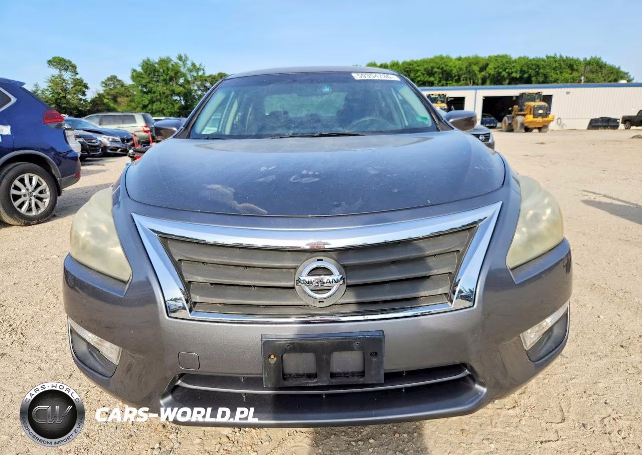 2014 Nissan Altima 2.5 S VIN:1N4AL3AP0EN372222 - 5