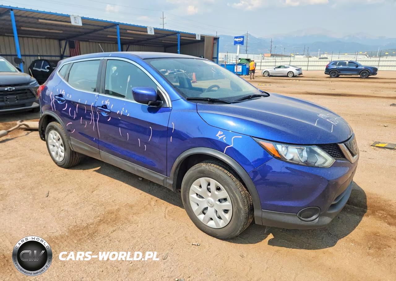 2019 Nissan Rogue Sport S VIN:JN1BJ1CPXKW212024 - 4