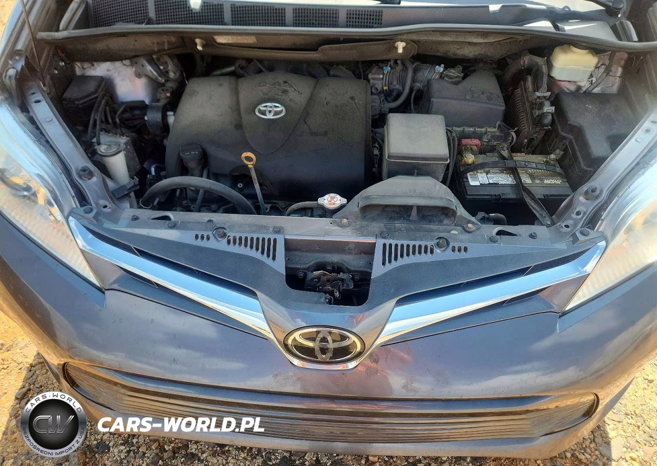 2018 Toyota Sienna Xle 8-Passenger VIN:5TDYZ3DCXJS925169 - 12