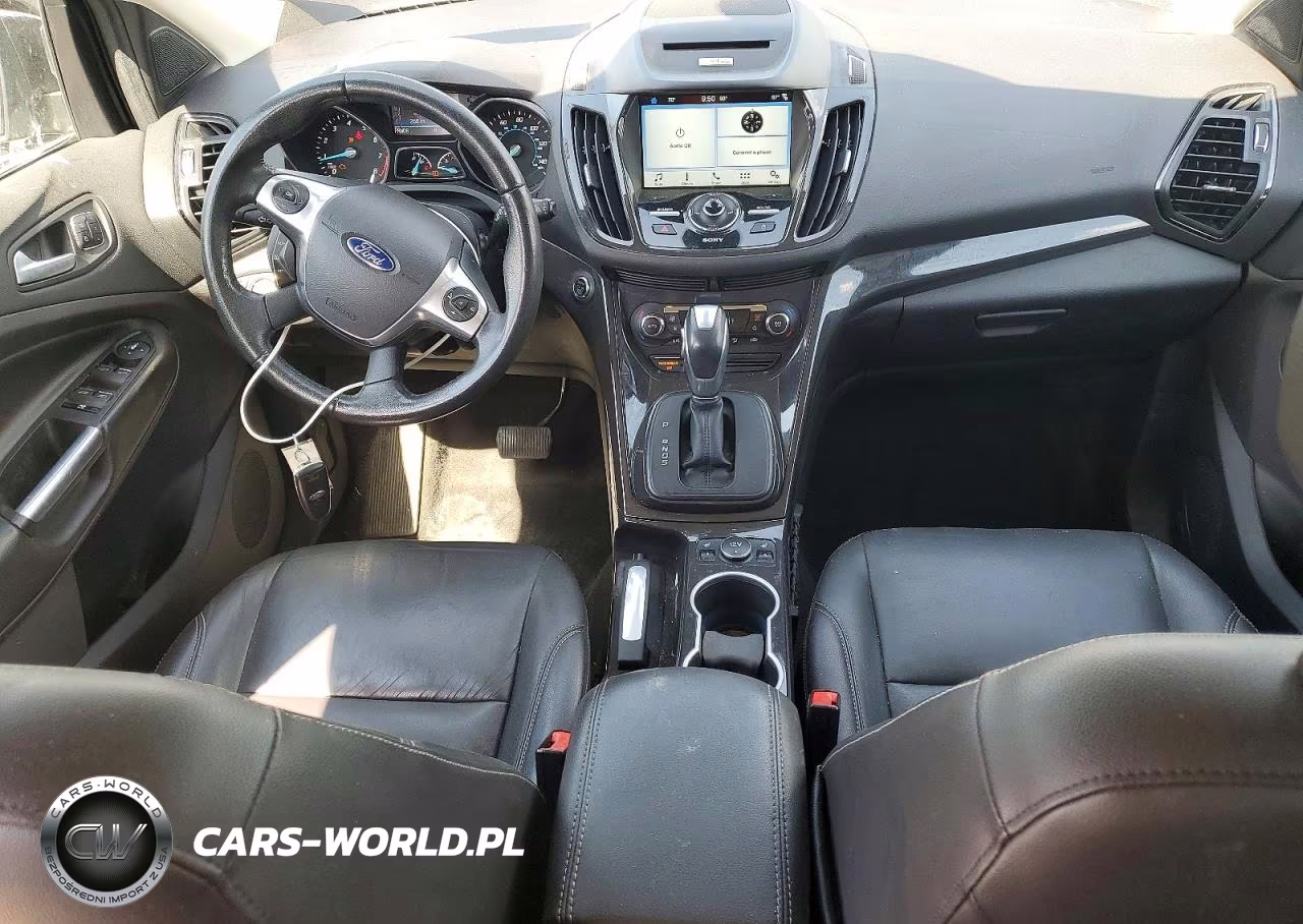 2016 Ford Escape Titanium VIN:1FMCU9J97GUB57591 - 8