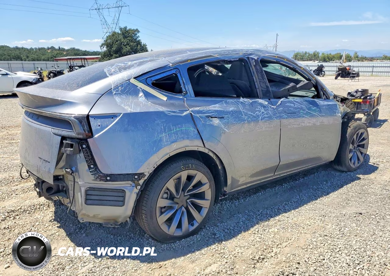 2026 Tesla Model Y VIN:7SAYGDEE8TF597126 - 3