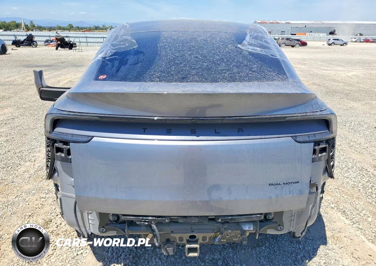 2026 Tesla Model Y VIN:7SAYGDEE8TF597126 - 6