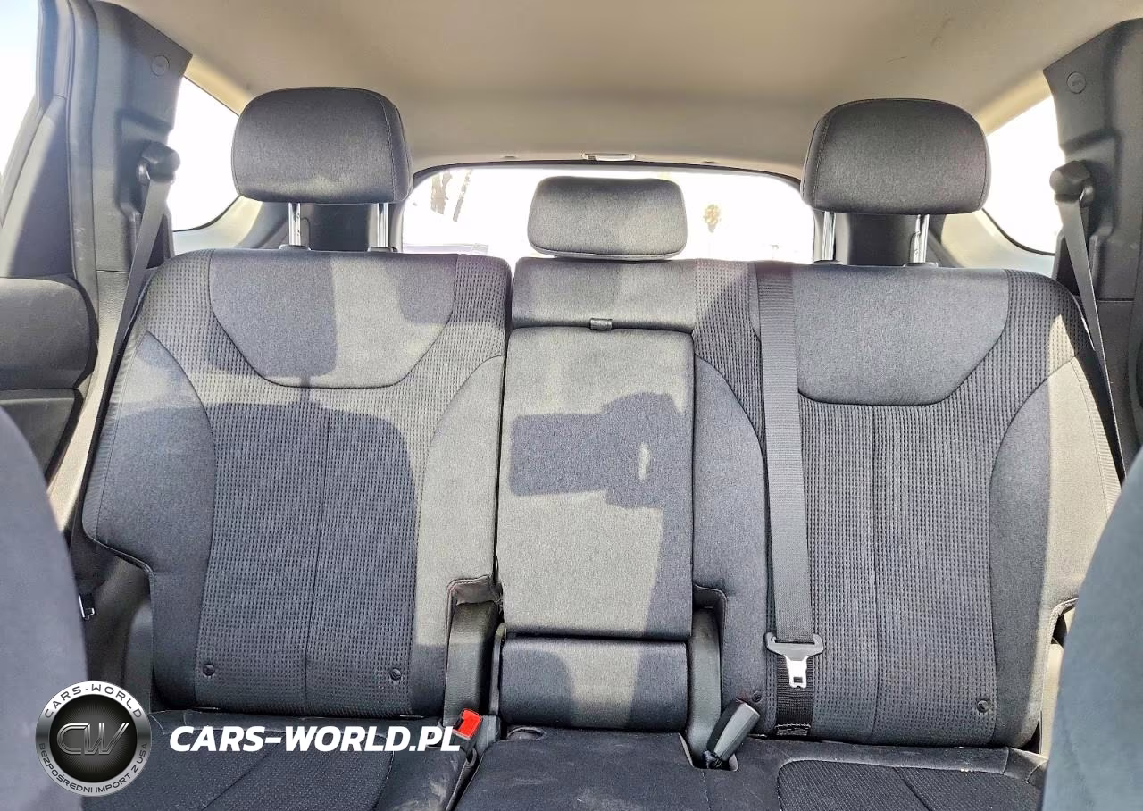 2020 Hyundai Santa Fe Se VIN:5NMS23AD2LH280305 - 10