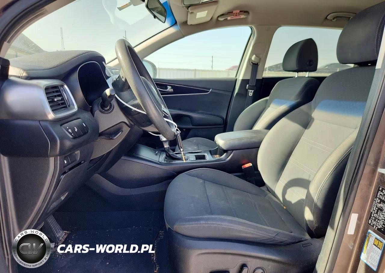 2019 Kia Sorento Lx V6 VIN:5XYPG4A56KG554880 - 7